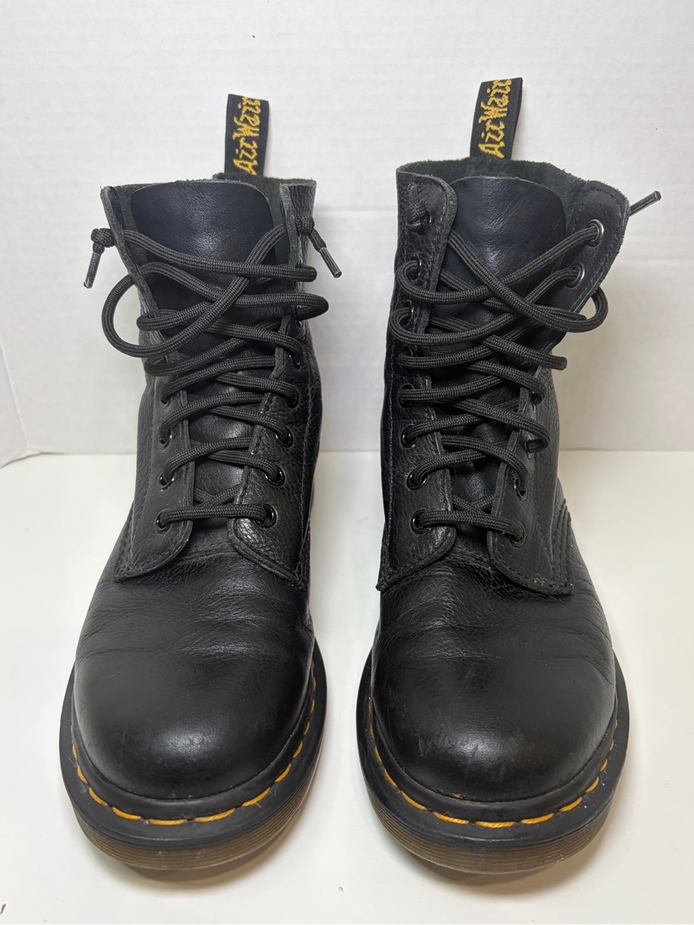 Dr. Martens classic 1460 black leather combat boots size 7